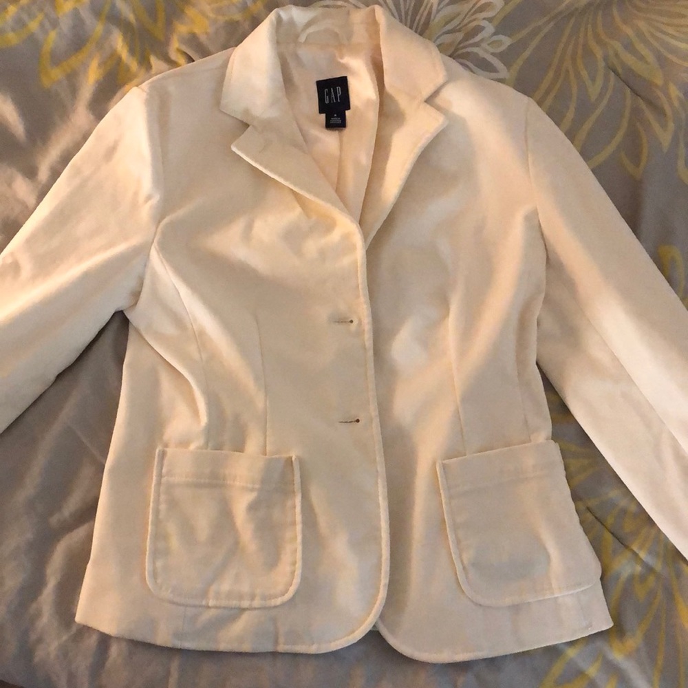 Size four Gap blazer
